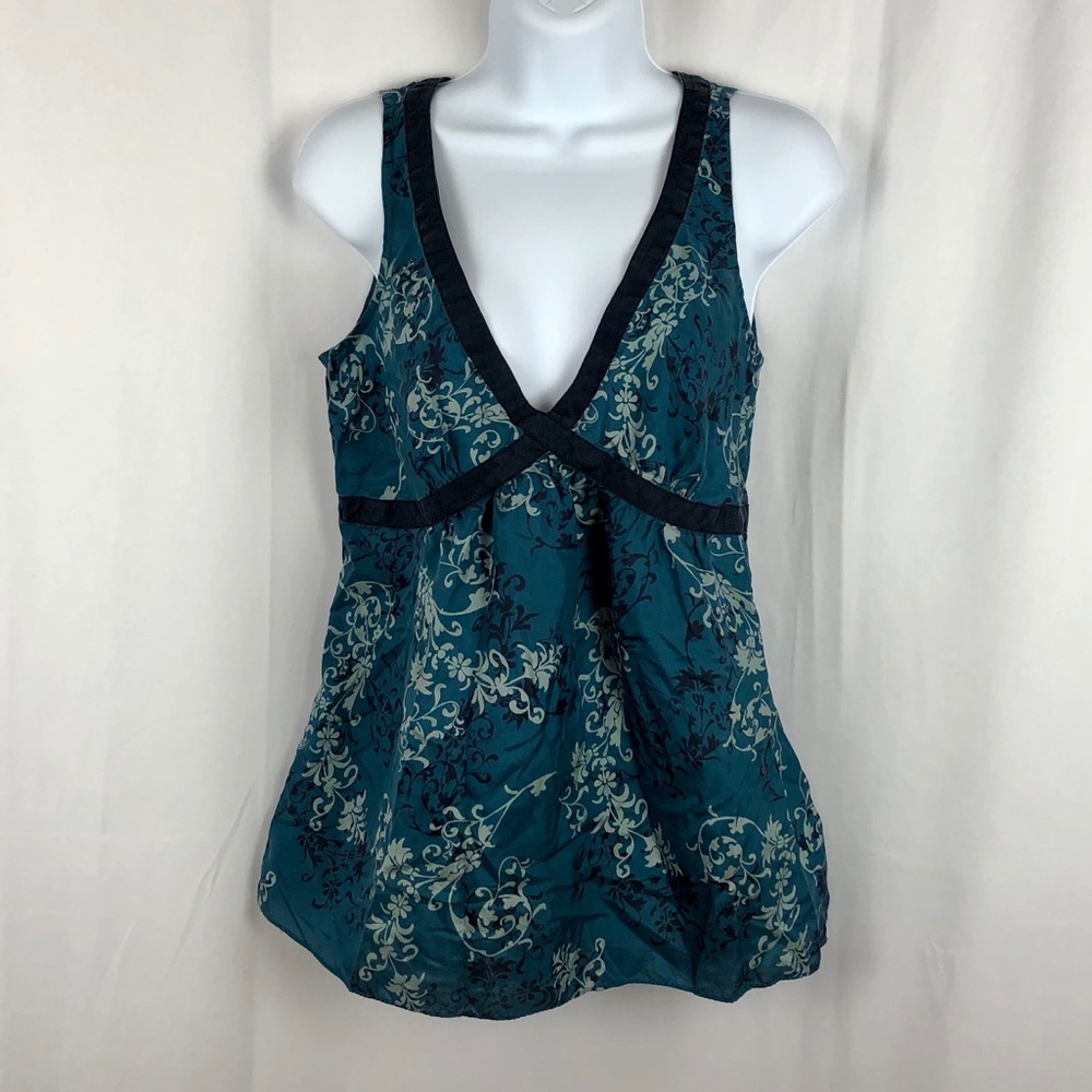 Express Design Studio Silk sleeveless top M